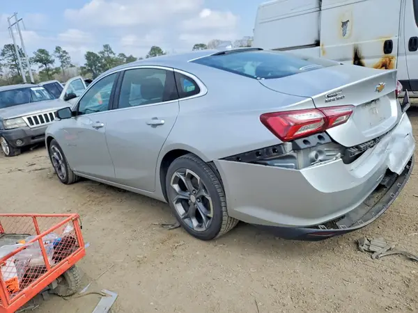 1G1ZD5ST1LF107908 2020 CHEVROLET MALIBU - Image 2