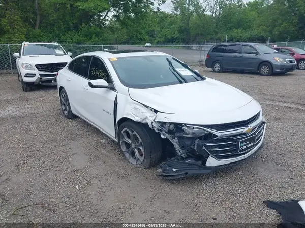 1G1ZD5ST1LF118648 2020 CHEVROLET MALIBU - Image 1
