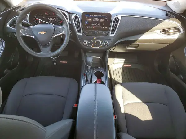 1G1ZD5ST1MF005767 2021 CHEVROLET MALIBU - Image 8