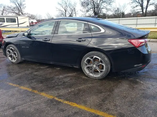 1G1ZD5ST1MF017658 2021 CHEVROLET MALIBU - Image 2