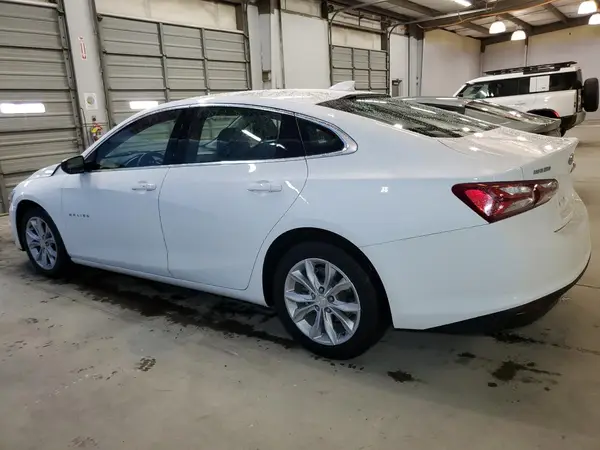1G1ZD5ST1NF180411 2022 CHEVROLET MALIBU - Image 2
