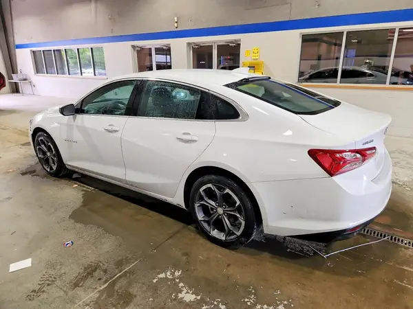 1G1ZD5ST1NF180795 2022 CHEVROLET MALIBU - Image 2