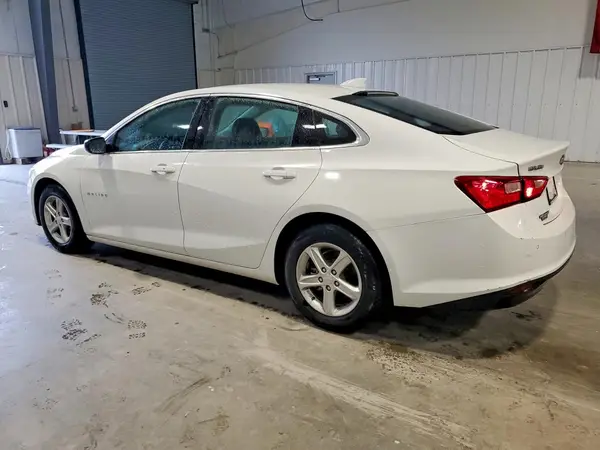 1G1ZD5ST1RF140013 2024 CHEVROLET MALIBU - Image 2
