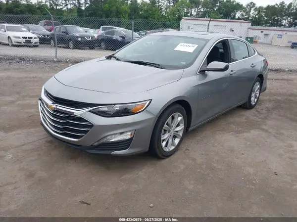 1G1ZD5ST1RF183587 2024 CHEVROLET MALIBU - Image 2