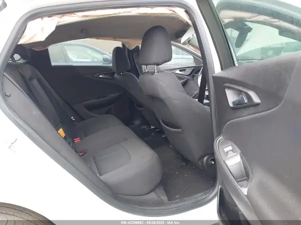 1G1ZD5ST2JF102410 2018 CHEVROLET MALIBU - Image 8