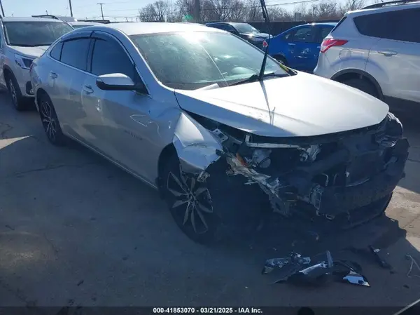 1G1ZD5ST2JF105369 2018 CHEVROLET MALIBU - Image 1