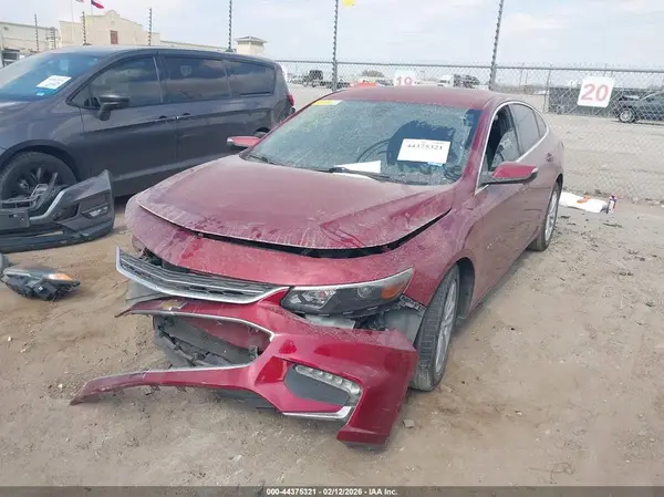 1G1ZD5ST2JF109230 2018 CHEVROLET MALIBU - Image 2