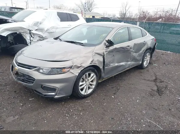 1G1ZD5ST2JF115321 2018 CHEVROLET MALIBU - Image 2