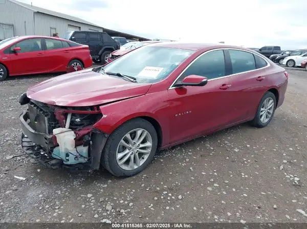 1G1ZD5ST2JF120048 2018 CHEVROLET MALIBU - Image 2