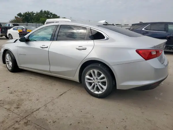 1G1ZD5ST2JF120647 2018 CHEVROLET MALIBU - Image 2