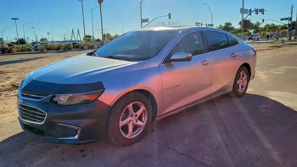 1G1ZD5ST2JF121362 2018 CHEVROLET MALIBU - Image 2