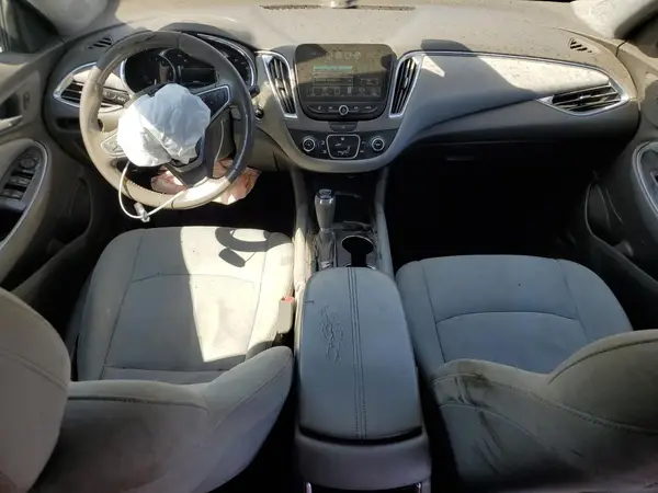 1G1ZD5ST2JF121801 2018 CHEVROLET MALIBU - Image 8