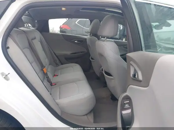 1G1ZD5ST2JF122754 2018 CHEVROLET MALIBU - Image 8