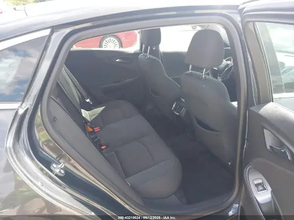 1G1ZD5ST2JF124469 2018 CHEVROLET MALIBU - Image 8