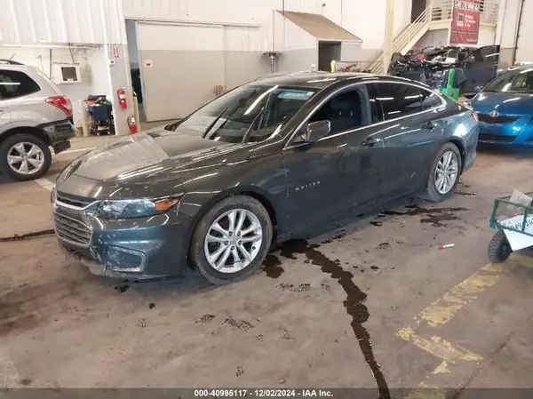 1G1ZD5ST2JF125430 2018 CHEVROLET MALIBU - Image 2