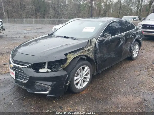 1G1ZD5ST2JF127615 2018 CHEVROLET MALIBU - Image 2