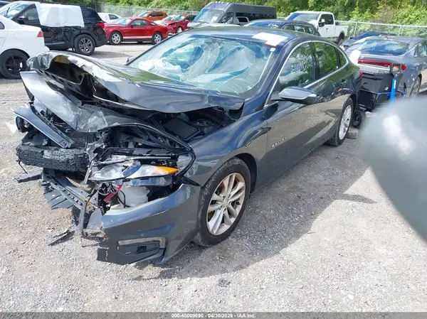 1G1ZD5ST2JF128151 2018 CHEVROLET MALIBU - Image 2