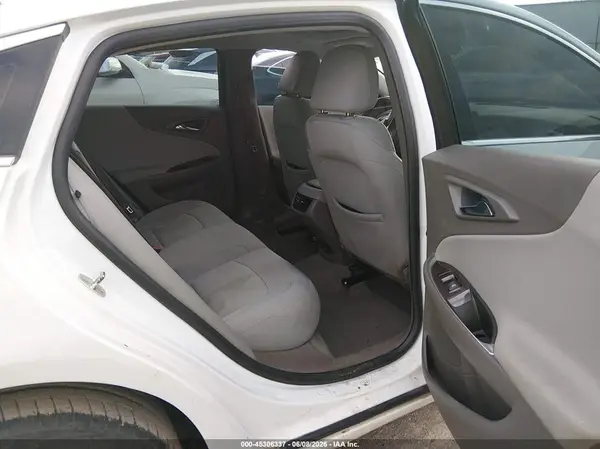 1G1ZD5ST2JF128392 2018 CHEVROLET MALIBU - Image 8