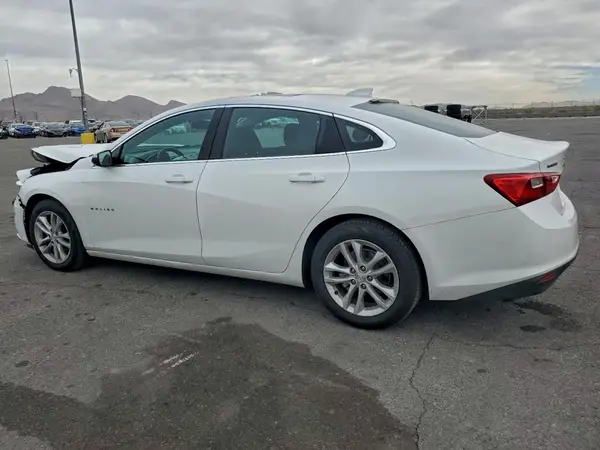 1G1ZD5ST2JF129154 2018 CHEVROLET MALIBU - Image 2