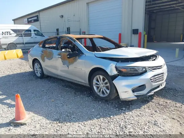 1G1ZD5ST2JF129414 2018 CHEVROLET MALIBU - Image 1