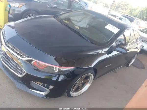 1G1ZD5ST2JF129848 2018 CHEVROLET MALIBU - Image 2