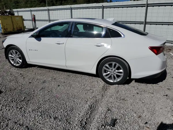 1G1ZD5ST2JF130157 2018 CHEVROLET MALIBU - Image 2