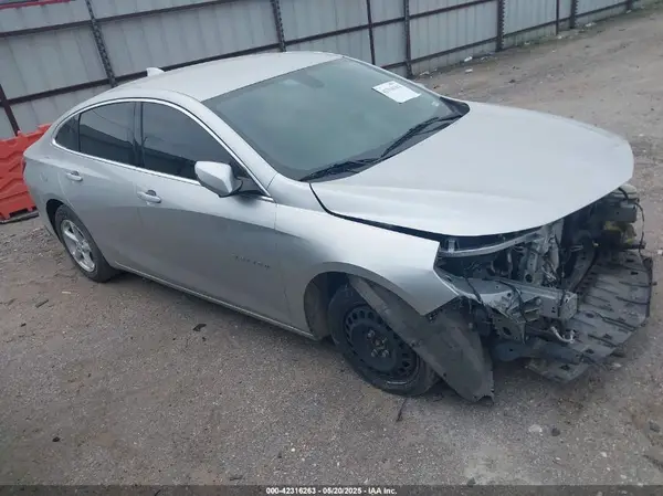 1G1ZD5ST2JF130353 2018 CHEVROLET MALIBU - Image 1