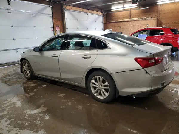 1G1ZD5ST2JF130871 2018 CHEVROLET MALIBU - Image 2