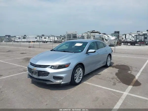 1G1ZD5ST2JF131549 2018 CHEVROLET MALIBU - Image 2
