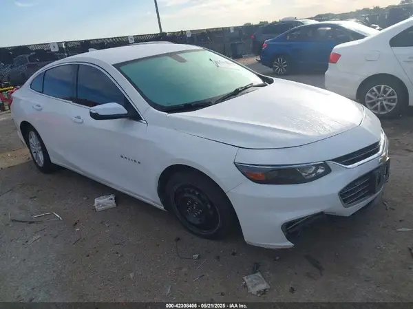 1G1ZD5ST2JF133043 2018 CHEVROLET MALIBU - Image 1