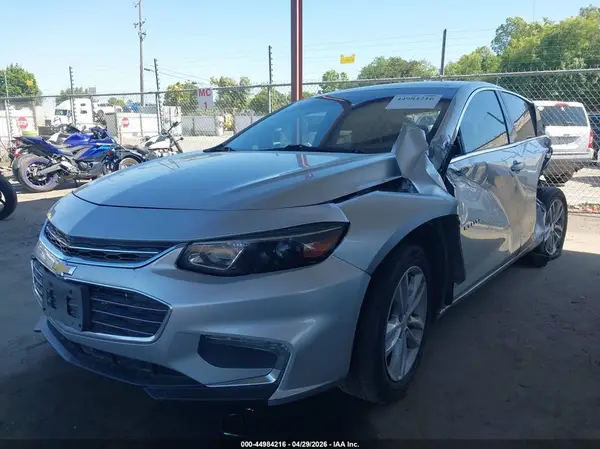 1G1ZD5ST2JF133298 2018 CHEVROLET MALIBU - Image 2