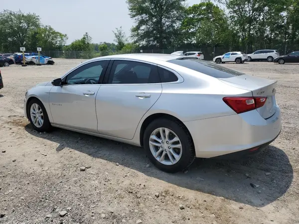 1G1ZD5ST2JF137657 2018 CHEVROLET MALIBU - Image 2