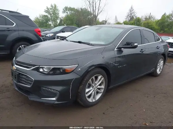 1G1ZD5ST2JF140963 2018 CHEVROLET MALIBU - Image 2
