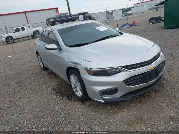 1G1ZD5ST2JF142079 2018 CHEVROLET MALIBU - Image 1