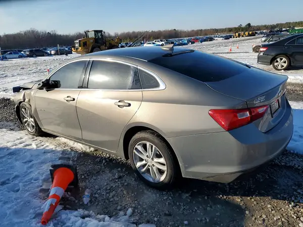 1G1ZD5ST2JF142101 2018 CHEVROLET MALIBU - Image 2