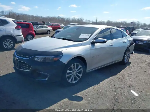 1G1ZD5ST2JF142177 2018 CHEVROLET MALIBU - Image 2