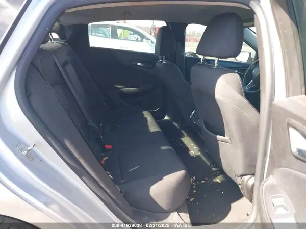 1G1ZD5ST2JF142177 2018 CHEVROLET MALIBU - Image 8