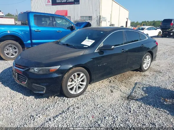 1G1ZD5ST2JF143622 2018 CHEVROLET MALIBU - Image 2