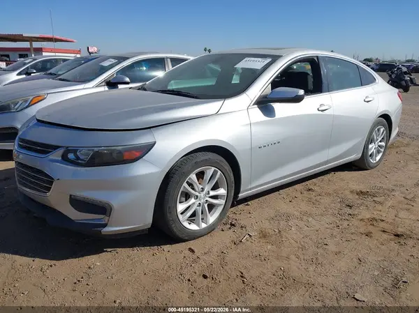 1G1ZD5ST2JF143796 2018 CHEVROLET MALIBU - Image 2