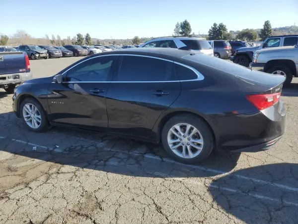 1G1ZD5ST2JF145838 2018 CHEVROLET MALIBU - Image 2