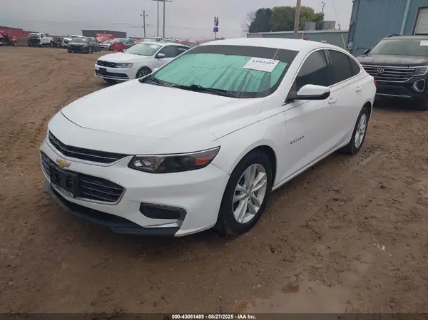 1G1ZD5ST2JF146620 2018 CHEVROLET MALIBU - Image 2