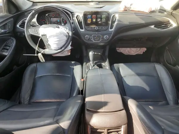 1G1ZD5ST2JF148724 2018 CHEVROLET MALIBU - Image 8