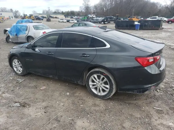 1G1ZD5ST2JF152563 2018 CHEVROLET MALIBU - Image 2