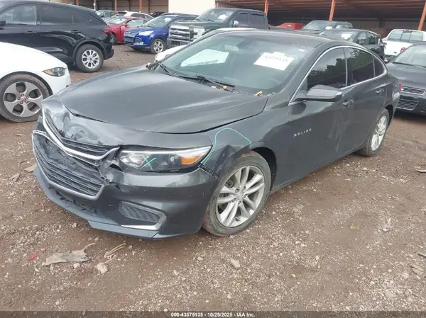 1G1ZD5ST2JF153633 2018 CHEVROLET MALIBU - Image 2