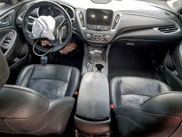 1G1ZD5ST2JF157536 2018 CHEVROLET MALIBU - Image 8