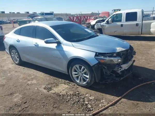 1G1ZD5ST2JF157620 2018 CHEVROLET MALIBU - Image 1