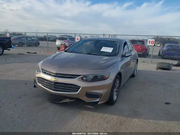 1G1ZD5ST2JF157634 2018 CHEVROLET MALIBU - Image 2