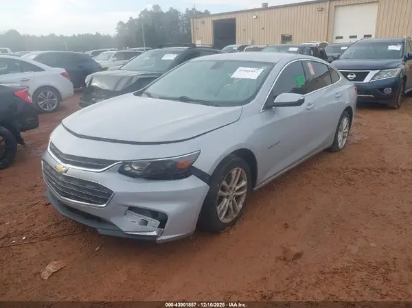 1G1ZD5ST2JF159657 2018 CHEVROLET MALIBU - Image 2