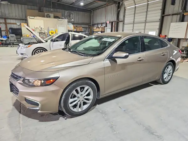 1G1ZD5ST2JF160677 2018 CHEVROLET MALIBU - Image 1