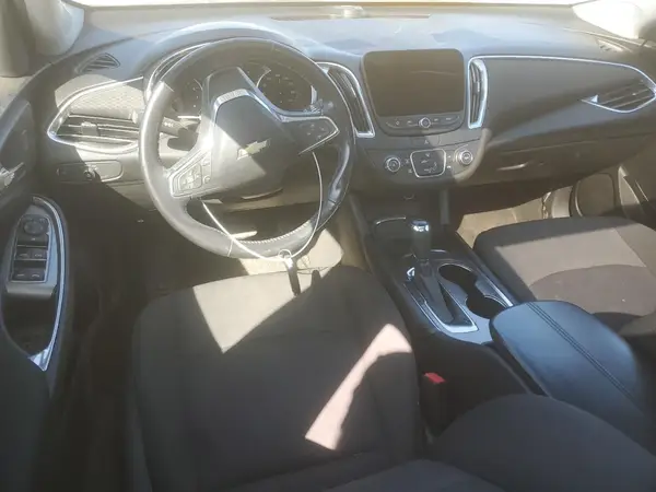 1G1ZD5ST2JF161327 2018 CHEVROLET MALIBU - Image 8